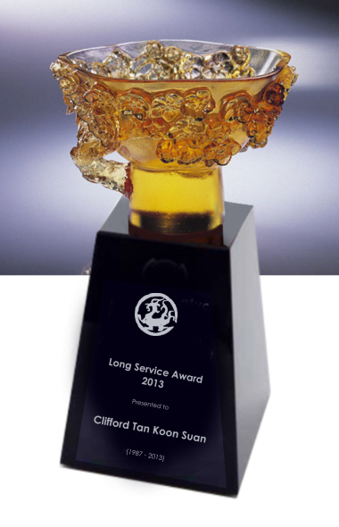 Liuli Trophy - Joy and Celebration Cup (Origina Design) Liuli Trophy - Joy and Celebration Cup (Origina Design)