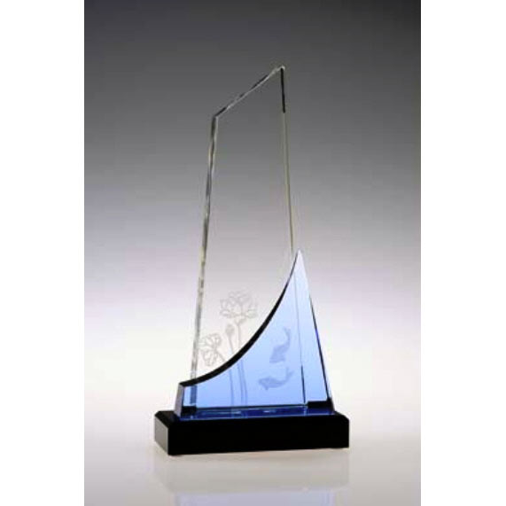 Liuli Trophy - Abundance (年年有余) Liuli Trophy - Abundance (年年有余)