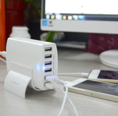 Intelligent Quck Charger with 6 USB Intelligent Quck Charger with 6 USB