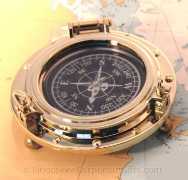 Designer Compass Paper weight 138