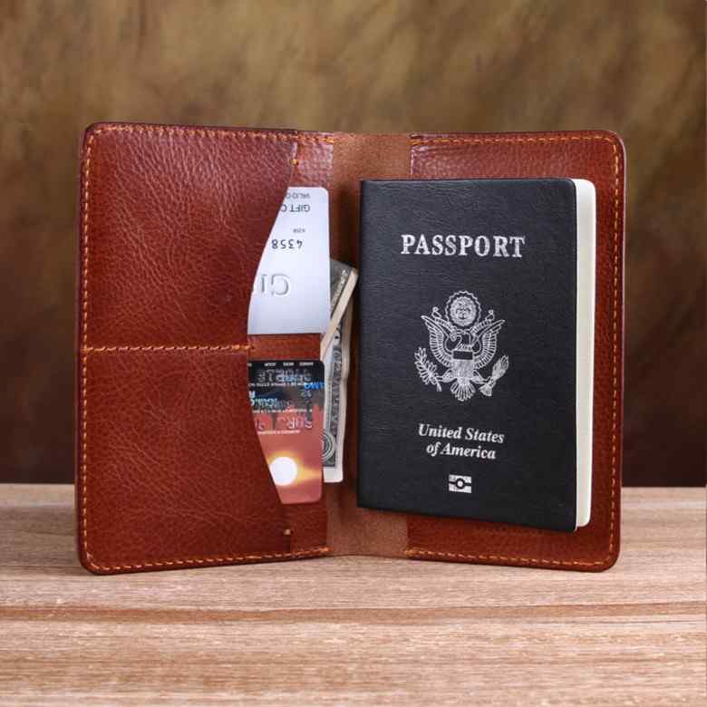 Italian Vegetable Tanned Leather Passport Holder