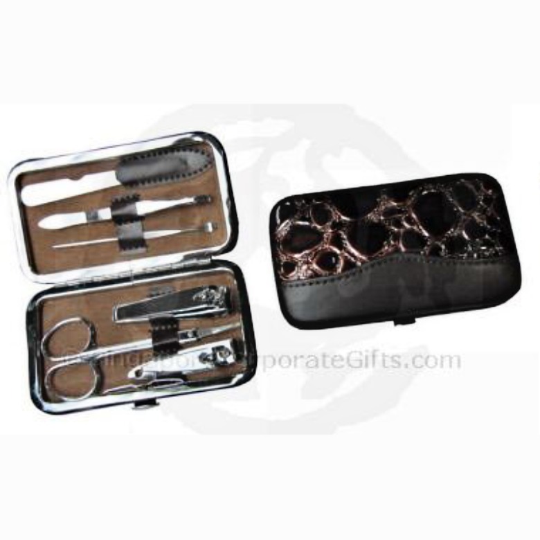 Manicure Set (6 Pcs) with PU Pouch