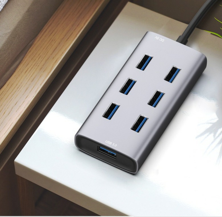 7 Port Aluminum Housing USB Hub 2