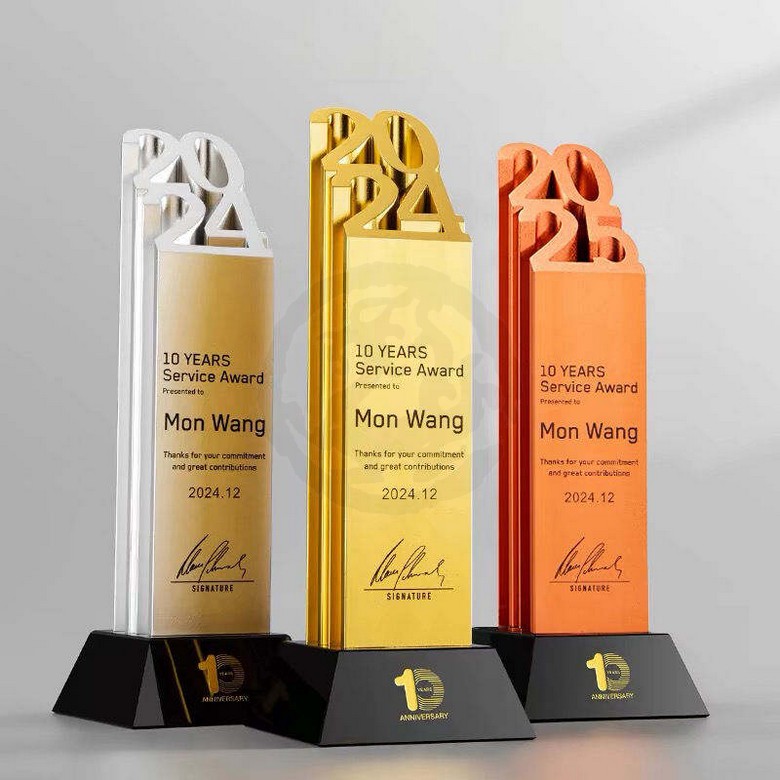 Year Design Metal Award