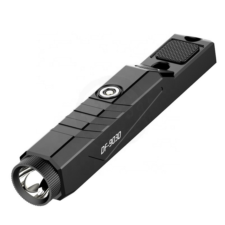 1600 Lumens Tactical Flashlight