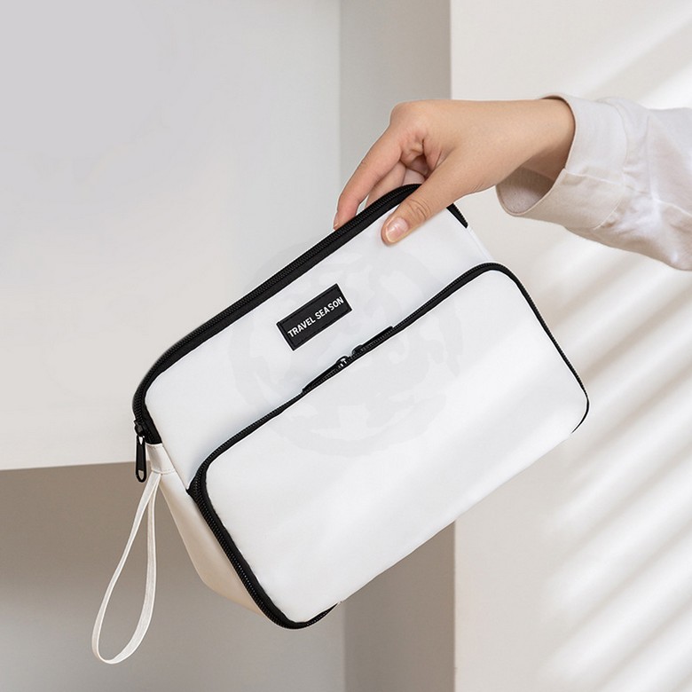 Large Capacity Travel Pouch