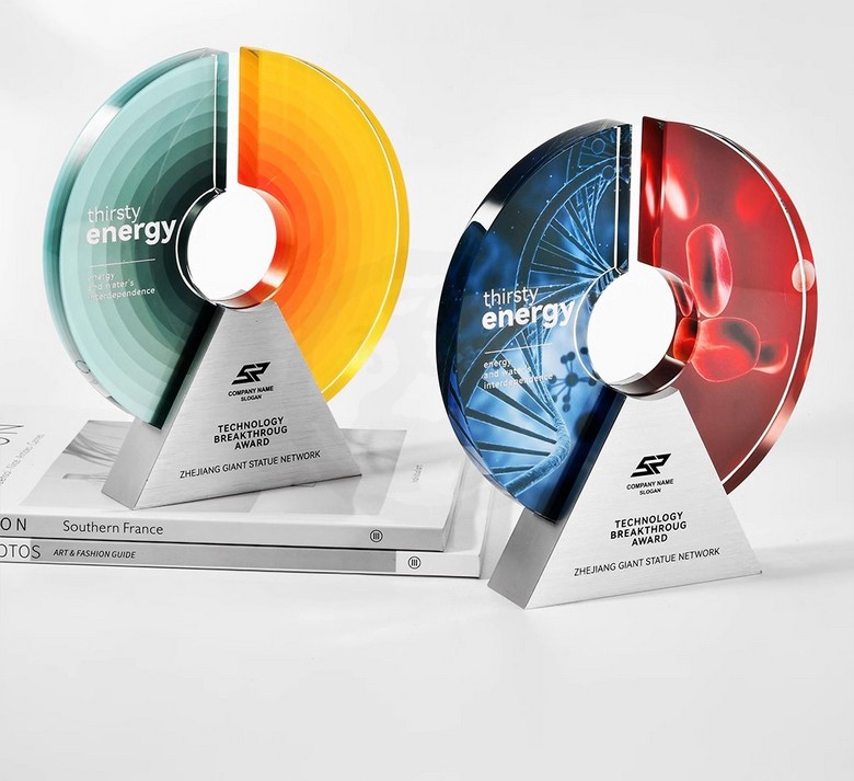 High-grade crystal Award