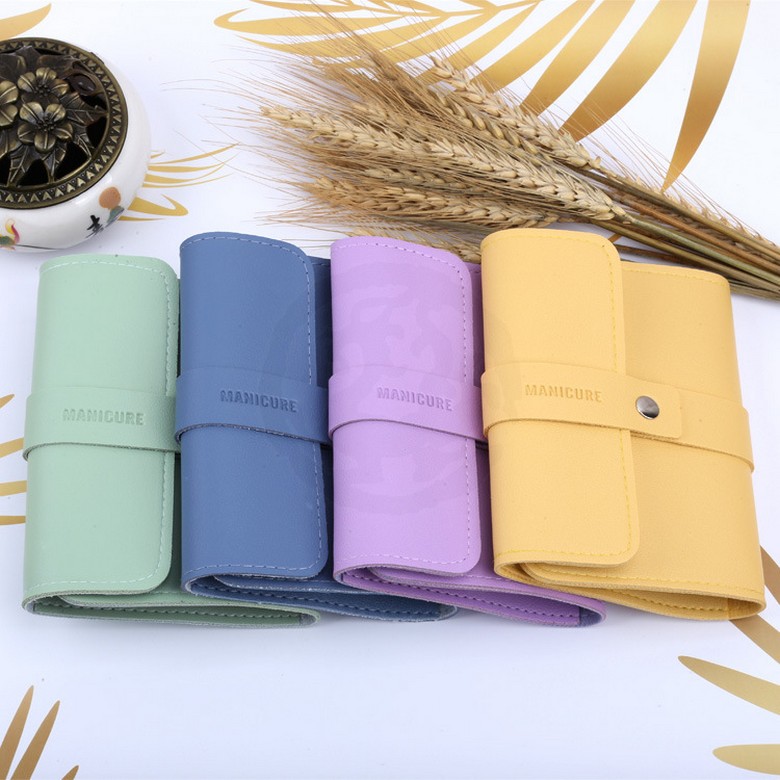 Manicure Set with Strap [16 pcs]