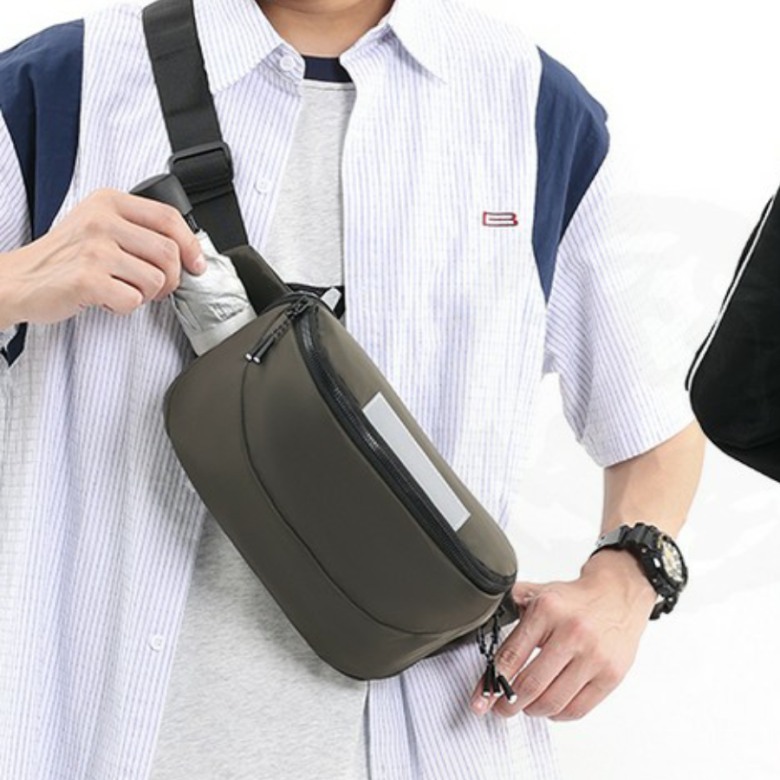 Waterproof Shoulder Zip Bag