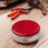 Waterproof GPS tracker with Time display and SOS button Waterproof GPS tracker with Time display and SOS button