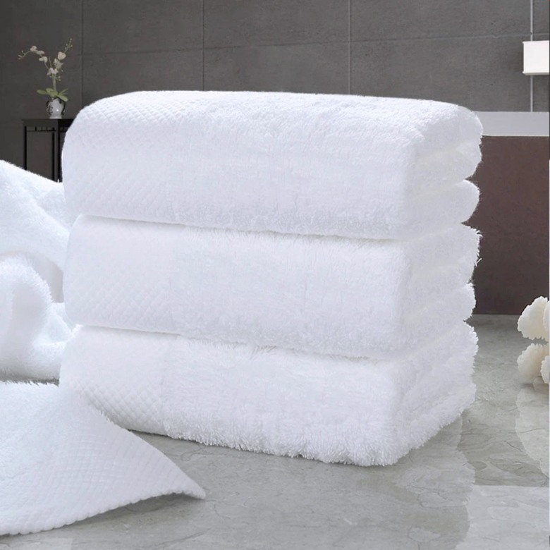 Premium Hotel Cotton Bath Towel [600gsm]