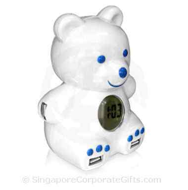 Bear USB Hub with Clock